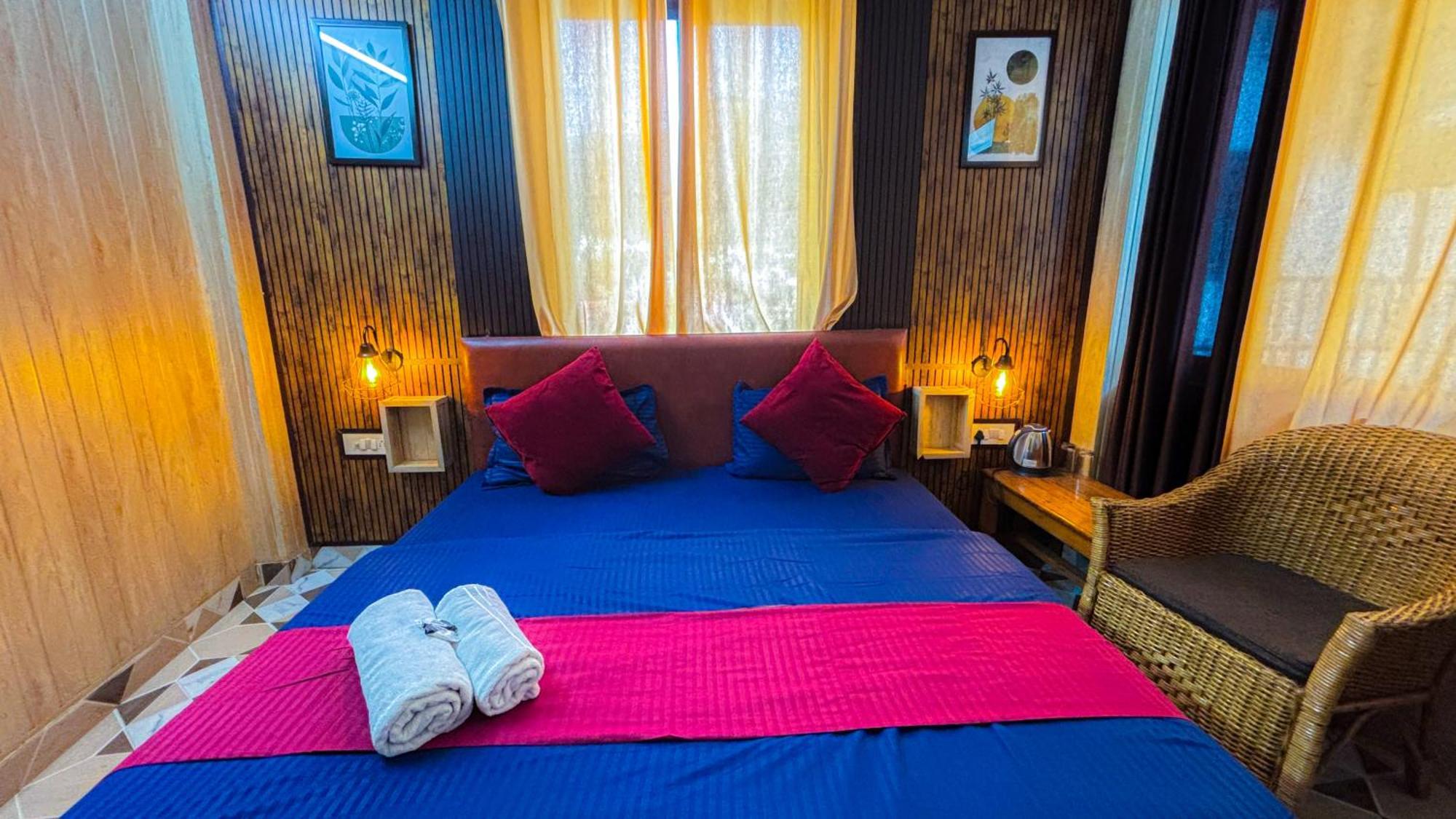 Skyard Hostel Rishīkesh Eksteriør bilde